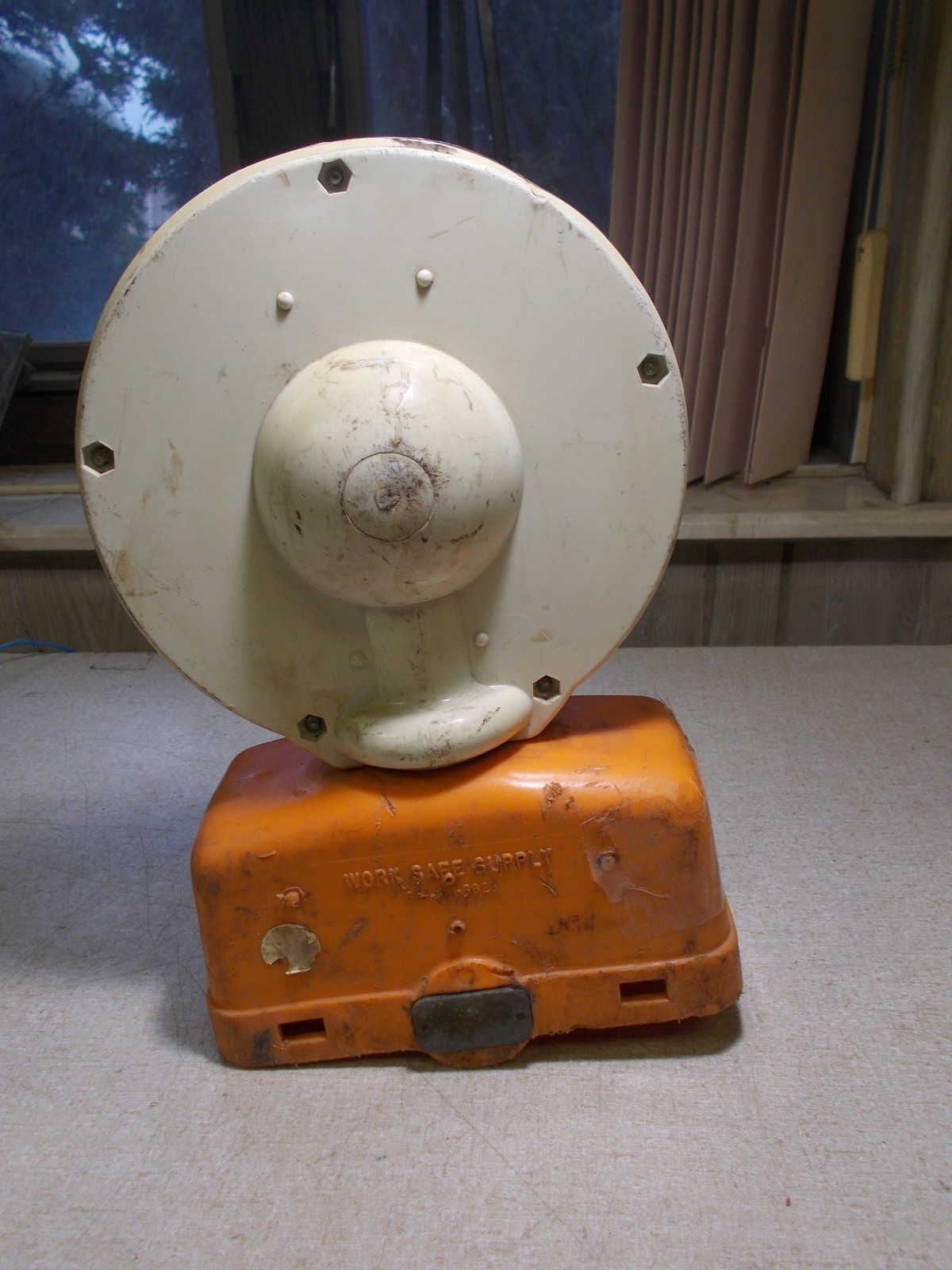 Work Safe Barricade Construction Barrier Safety Signal Light *FREE SHIPPING*