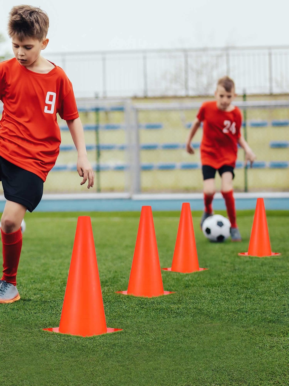 24 Pack Traffic Cones 12 Inch Plastic Safety Cones for Training Parking
