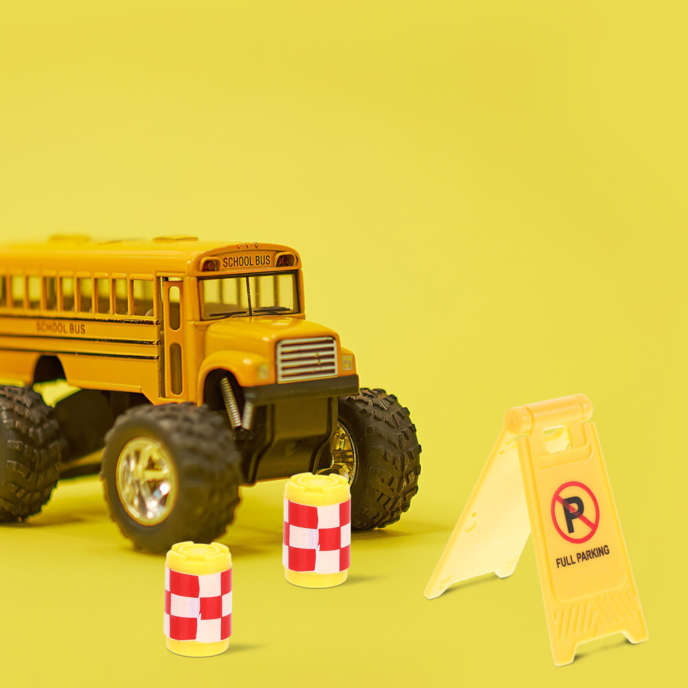 16PCS Kids Street Signs Toy Kids Road Cone Warning Sign Toys Driveway Cone
