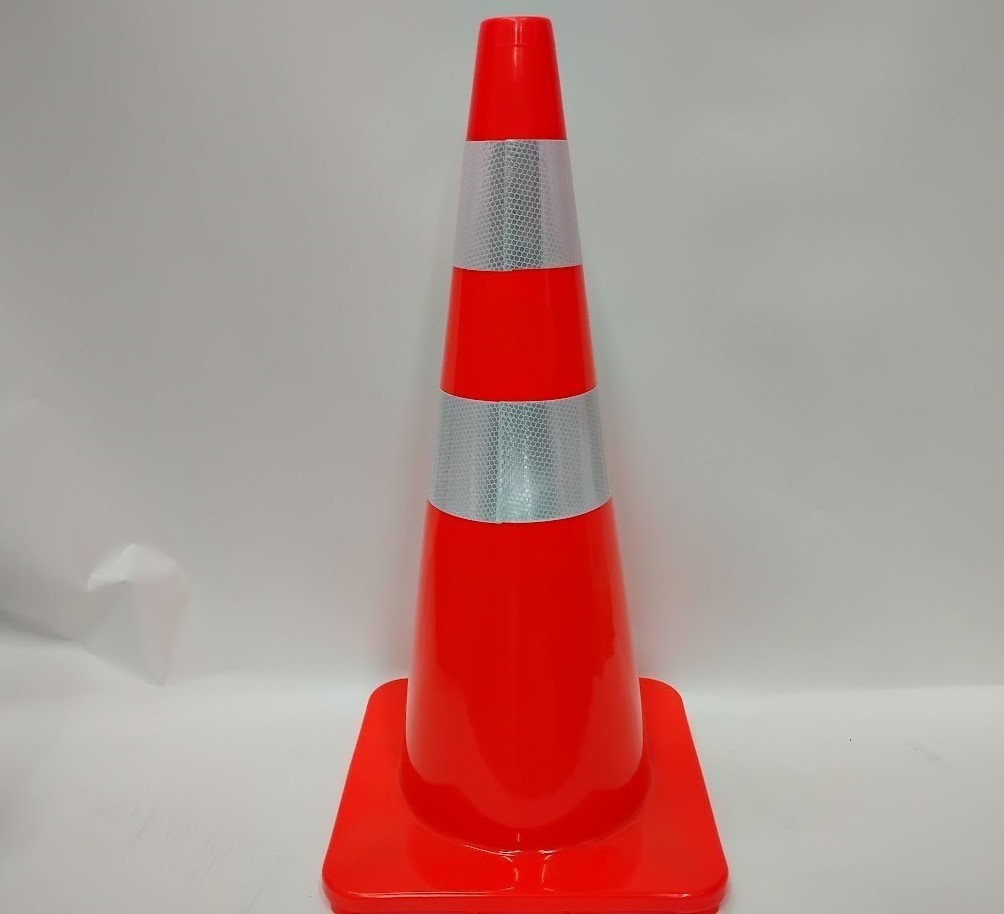 8 Pack 28 Inch Orange Traffic Heavy Duty Safety Cones w/Reflective Collars NEW