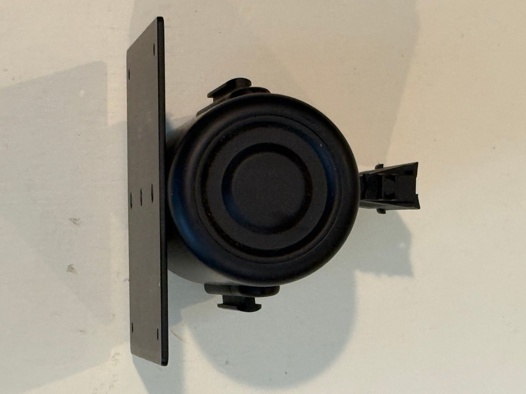 CCW MWM100 Wall Mount Retractable Belt Barrier 16 Ft Black Yellow Craftforce NEW