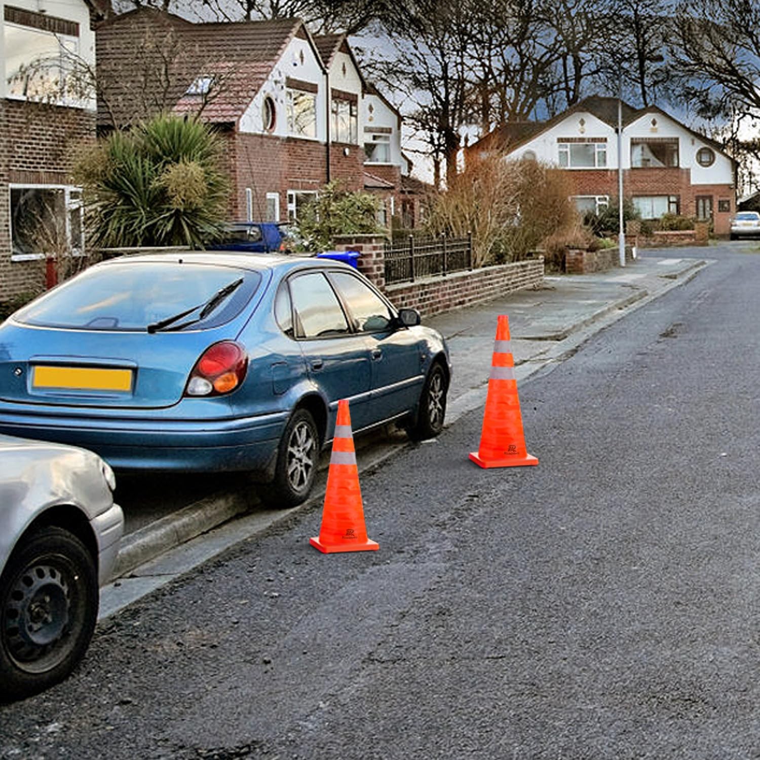 28 Inch 2 Pack Collapsible Traffic Safety Cones, Multi Purpose Popup Cones wi…