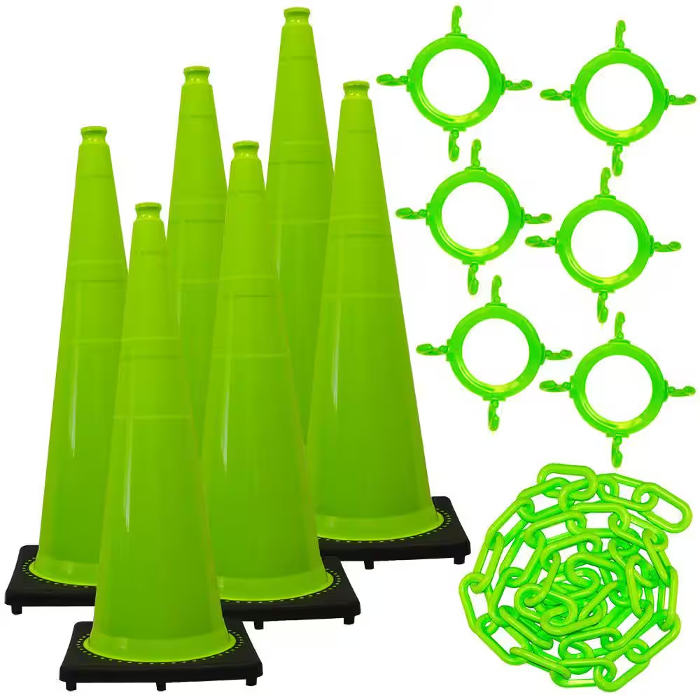 36 In. Green Traffic Cone and Chain Kit Safety