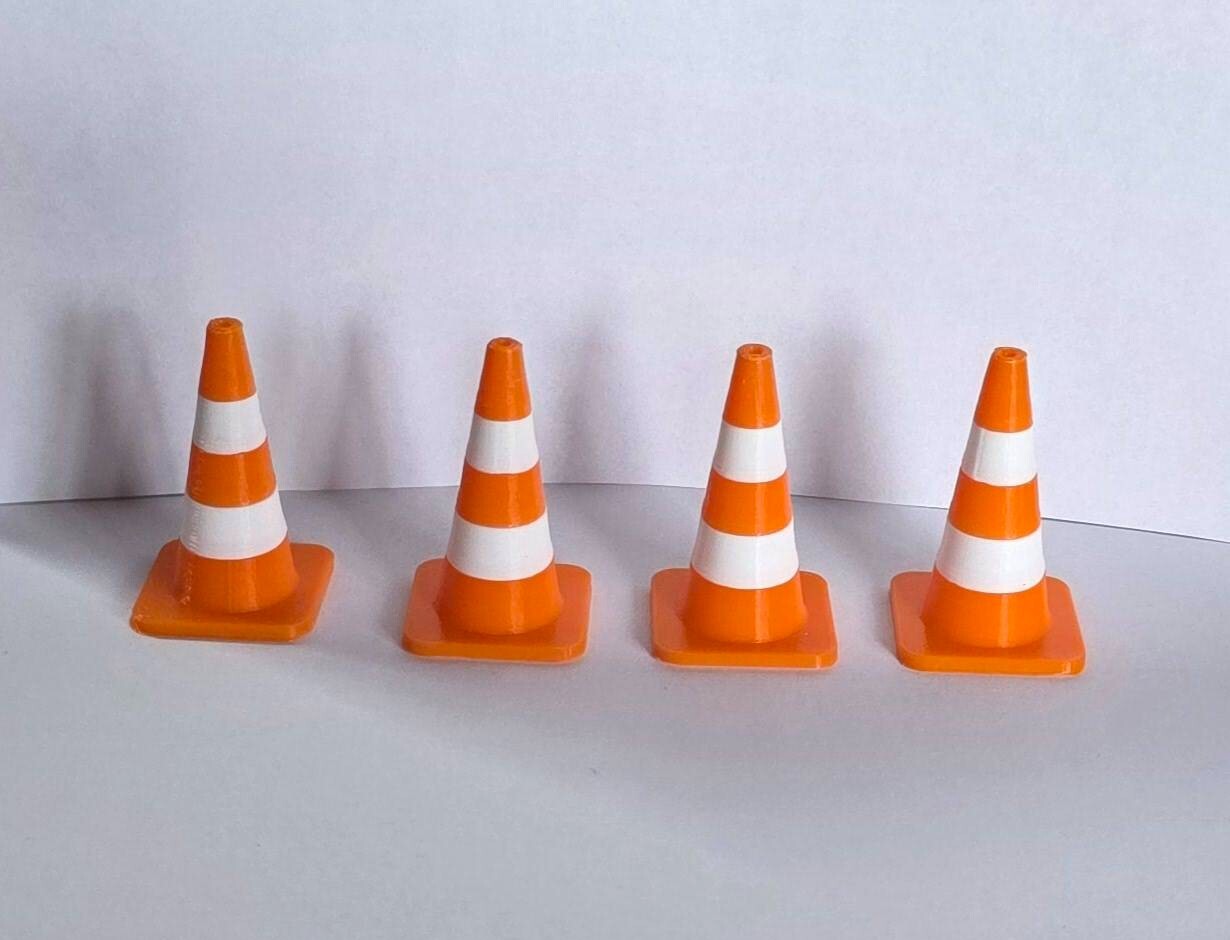 Construction Cones 4pcs Miniature Road Cone Orange Mini Traffic Cones Toy 3D