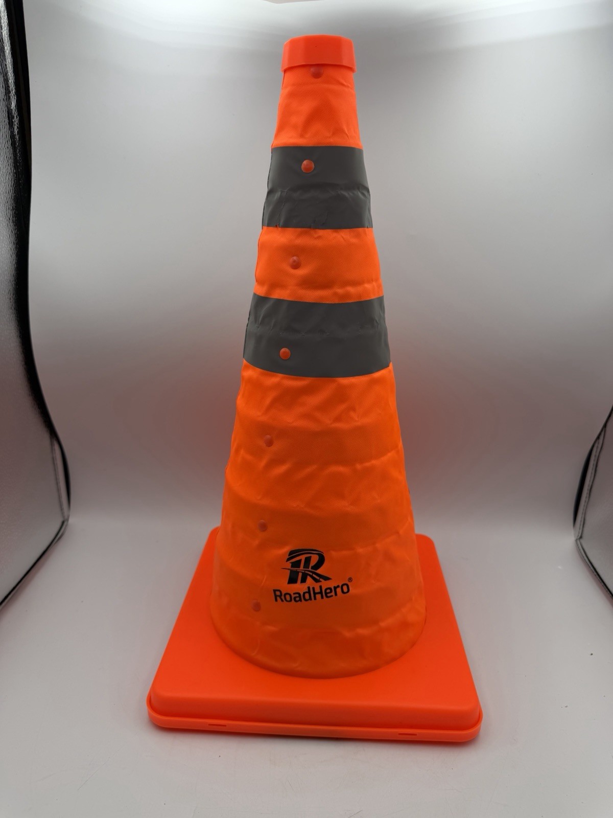4 Pack RoadHero 18” Collapsible Traffic Cones Reflective Safety Cones w/ Case