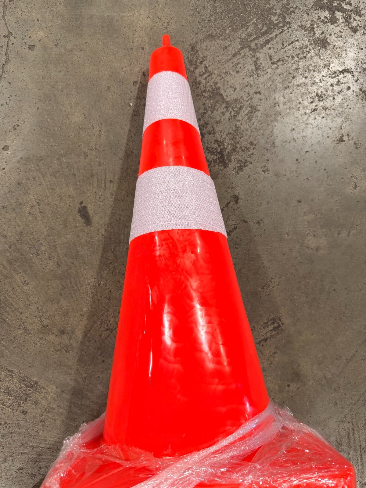 12 Pack – 28″ Orange Traffic Cone, With Retroreflective Collars