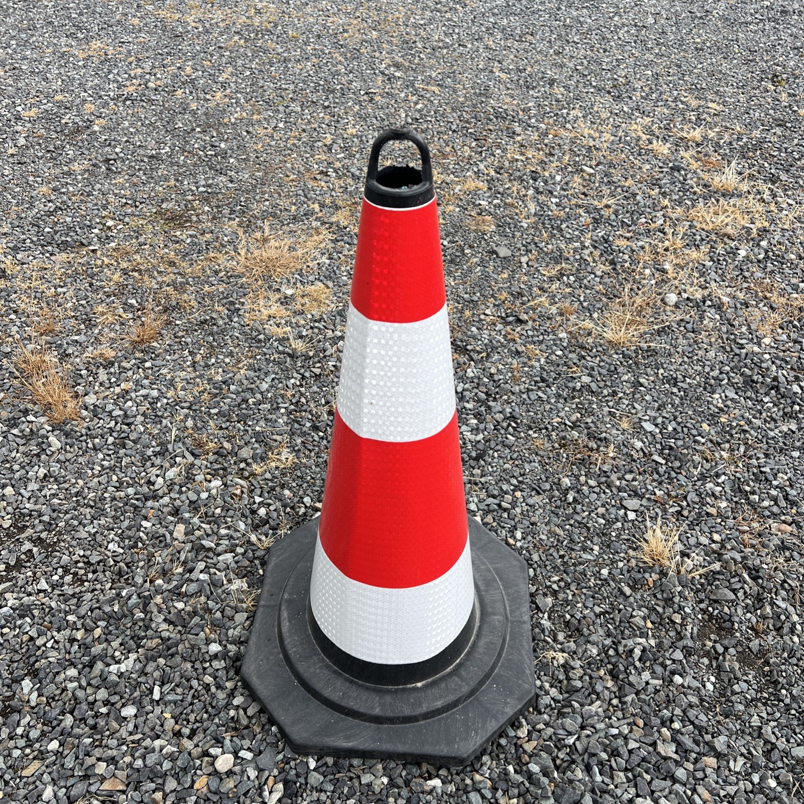 Brand new – PVC molded 28” high Orange Traffic Safety Cones 15×15” sturdy base.