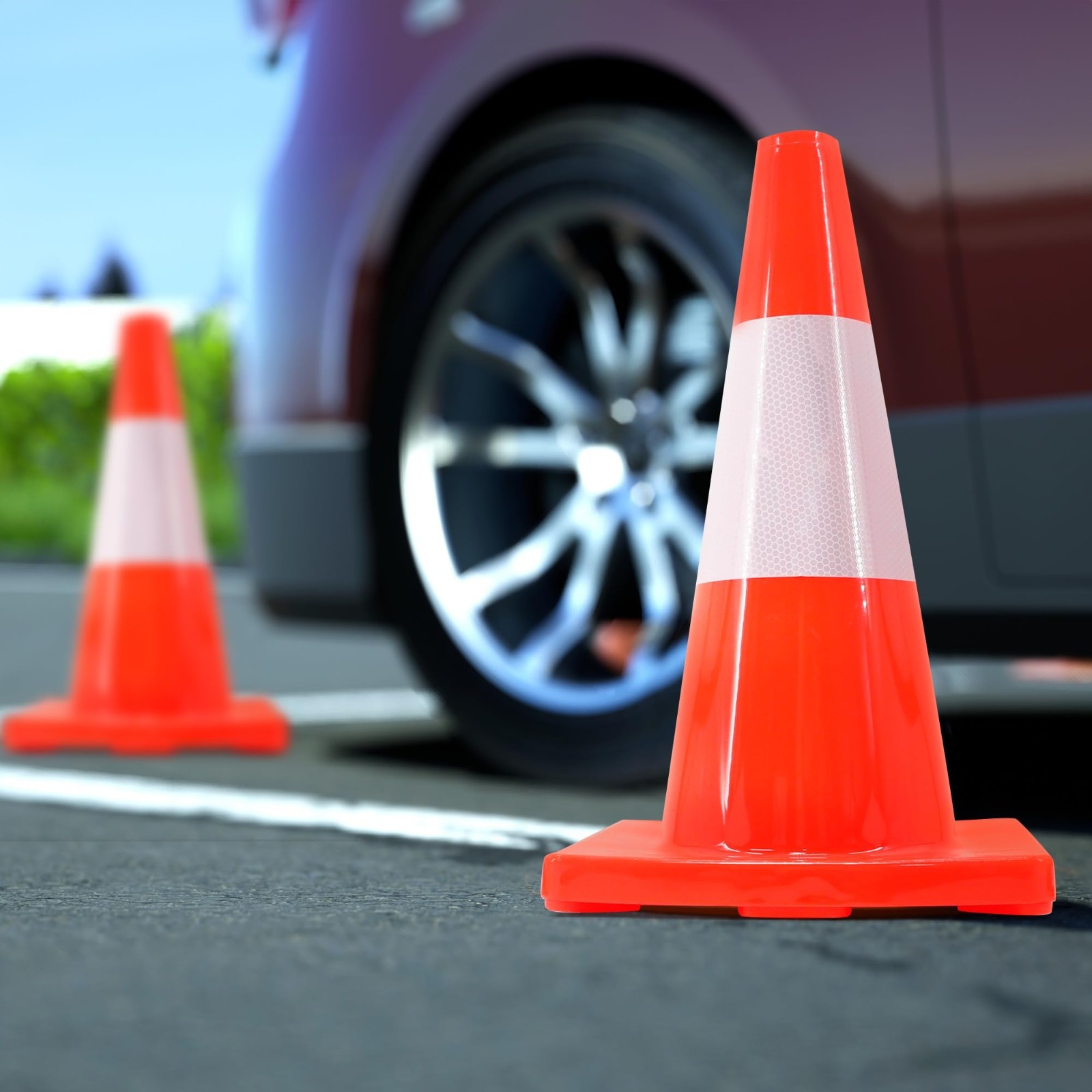 18″ Heavy Duty Traffic Cones – 4 Pack, Weighted with Reflective Collars for Safe