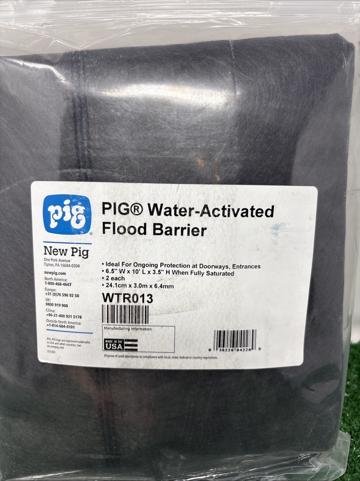 Pig Water-activated Flood Barrier WTR013
