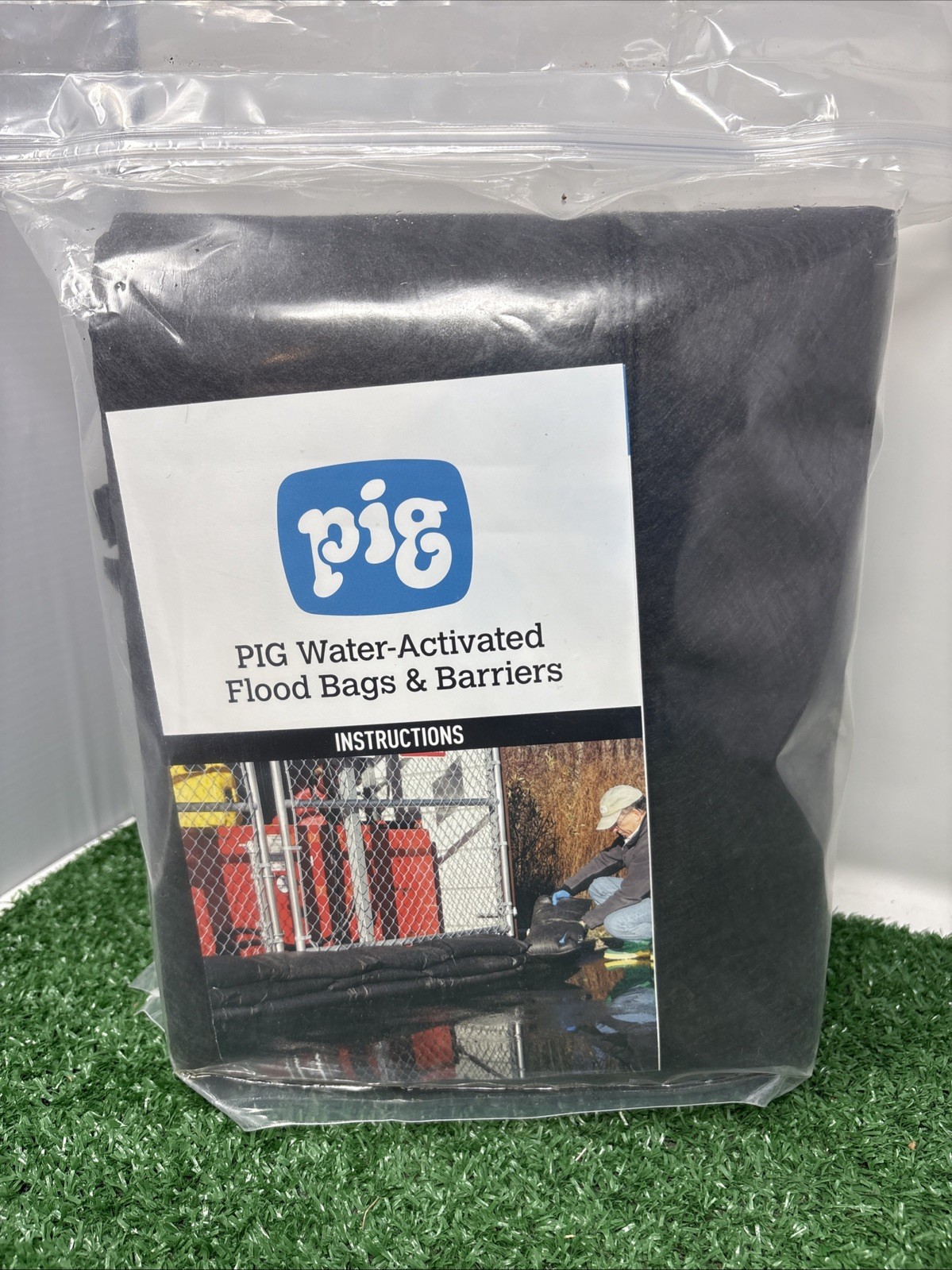 Pig Water-activated Flood Barrier WTR013
