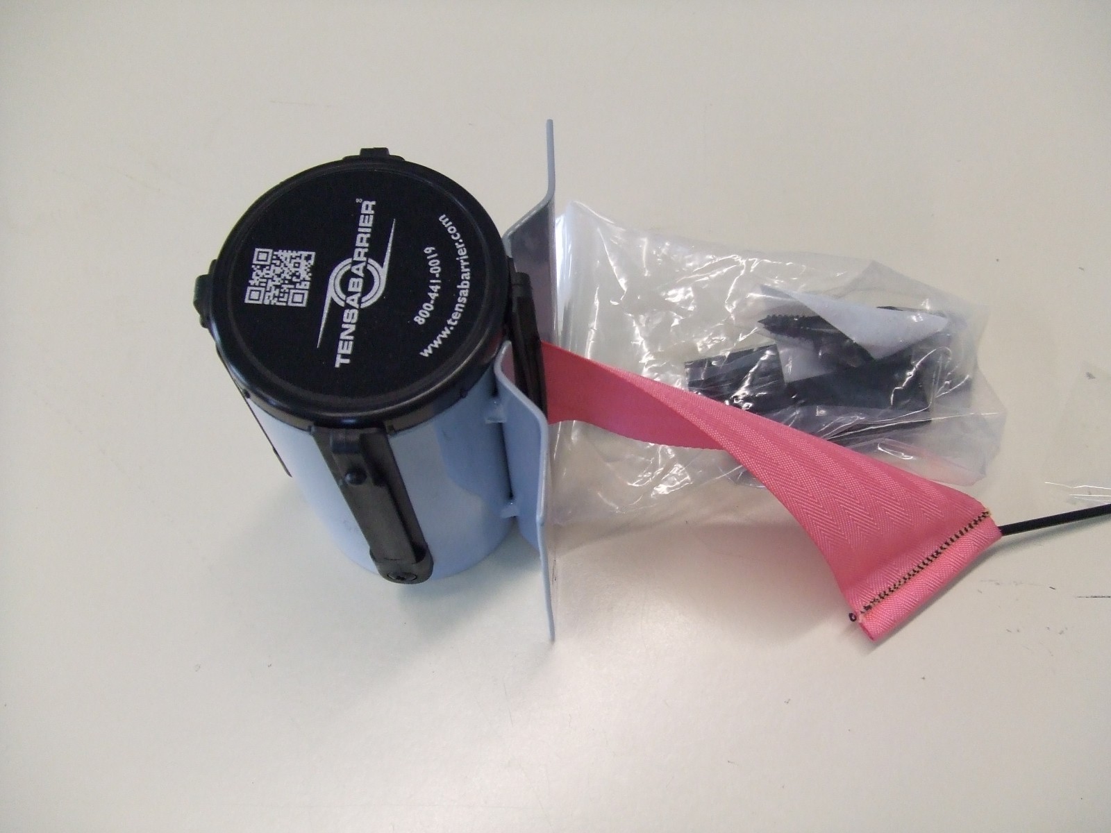 TENSABARRIER 896 WALL MOUNTED RETRACTABLE BELT 12 foot NEW fast free shipping