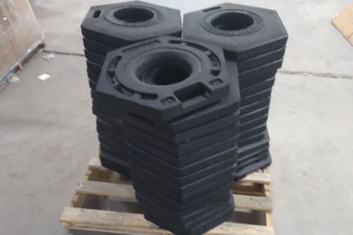 Cortina Safety Products 03-751-16 45 Pk 16 Lb Recycled Rubber Base
