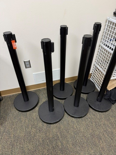 VEVOR 6PCS Black Belt Stanchion Posts Stand Rope Retractable Crowd Barrier