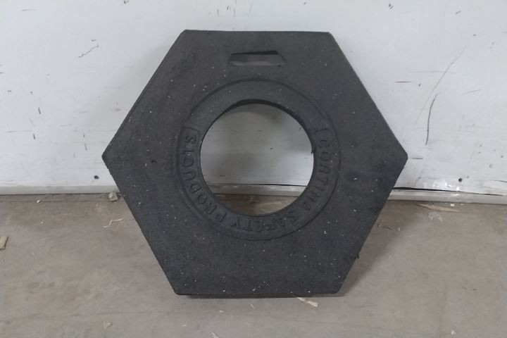 Cortina Safety Products 03-751-16 45 Pk 16 Lb Recycled Rubber Base