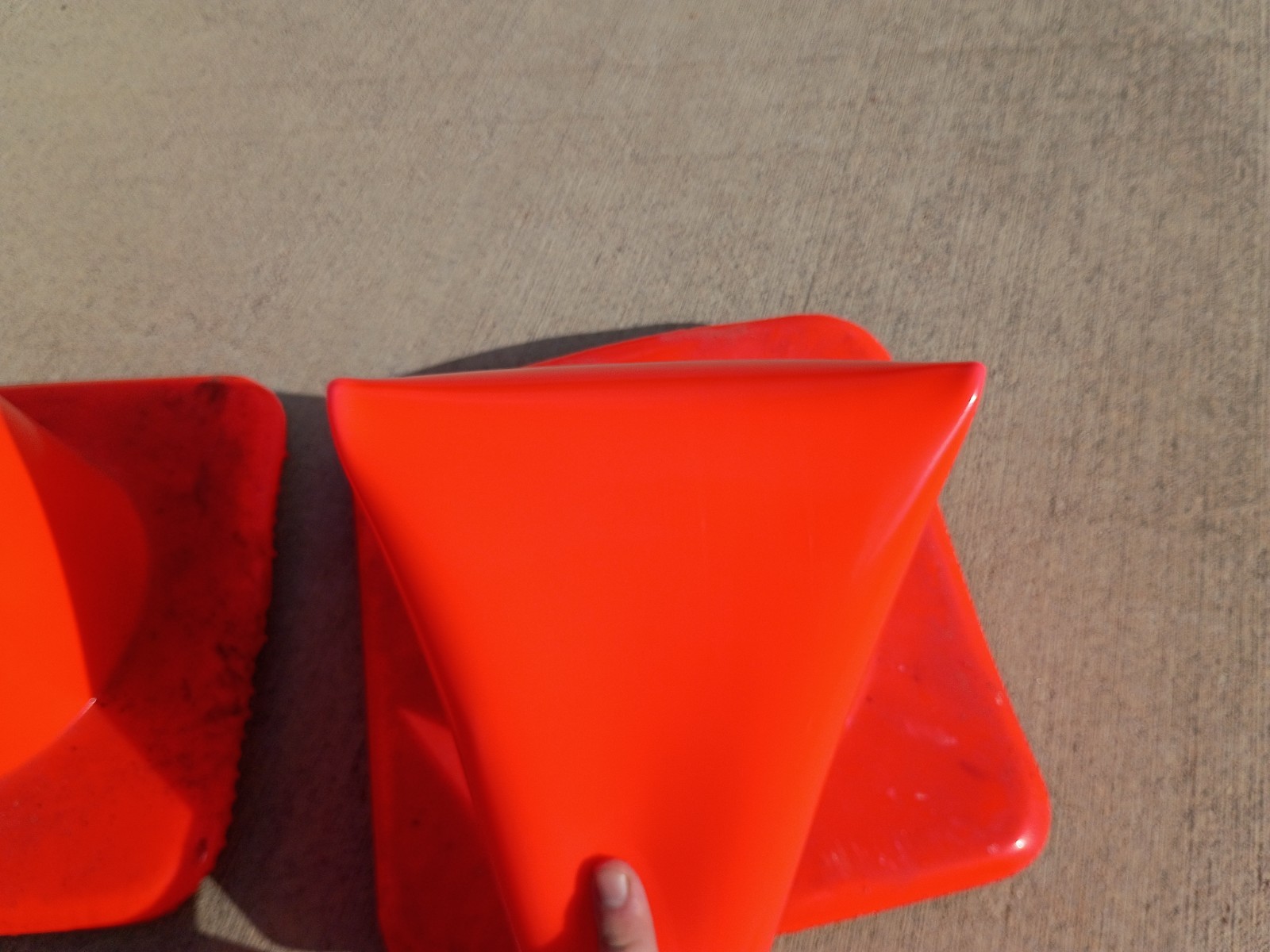 Set of 2 Orange Safety Traffic Cones Flexible PVC 18″ Road Parking Training