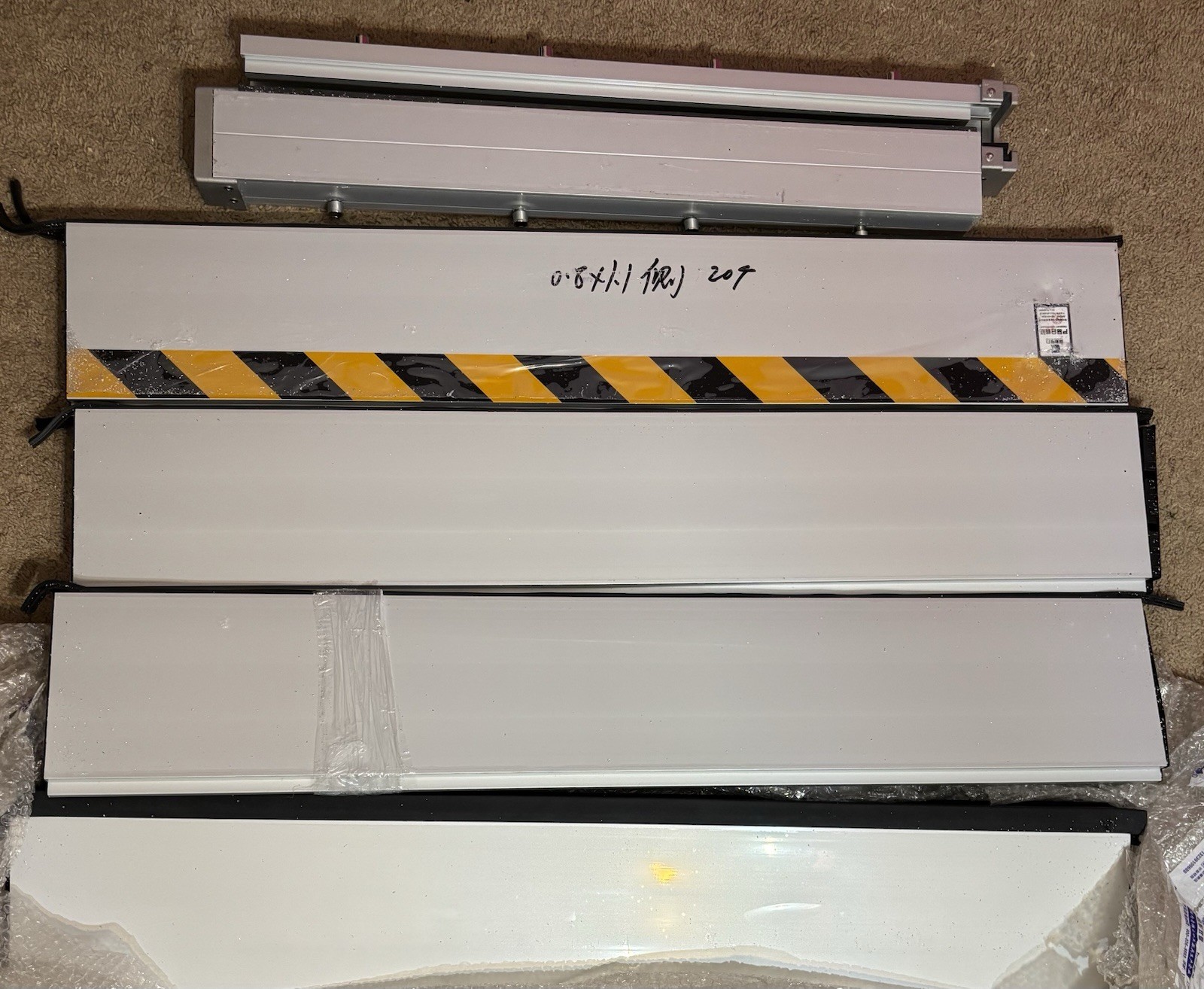 Aluminum Alloy Flood Barrier for Home Exterior|Height 31.5 Inch•Length 3.6 feet