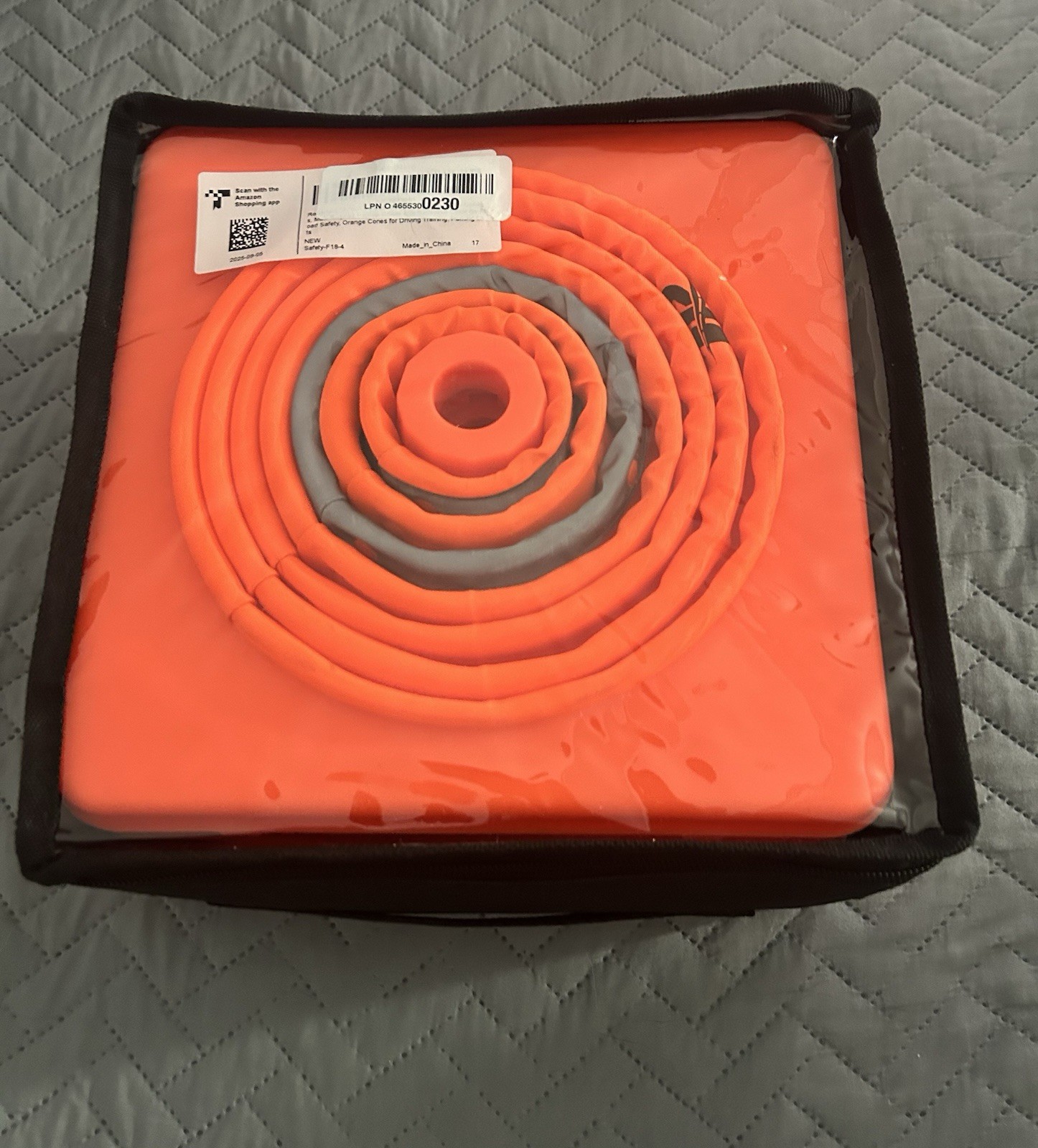 Road Hero 18 Inch 4 Pack Collabsanle Cones