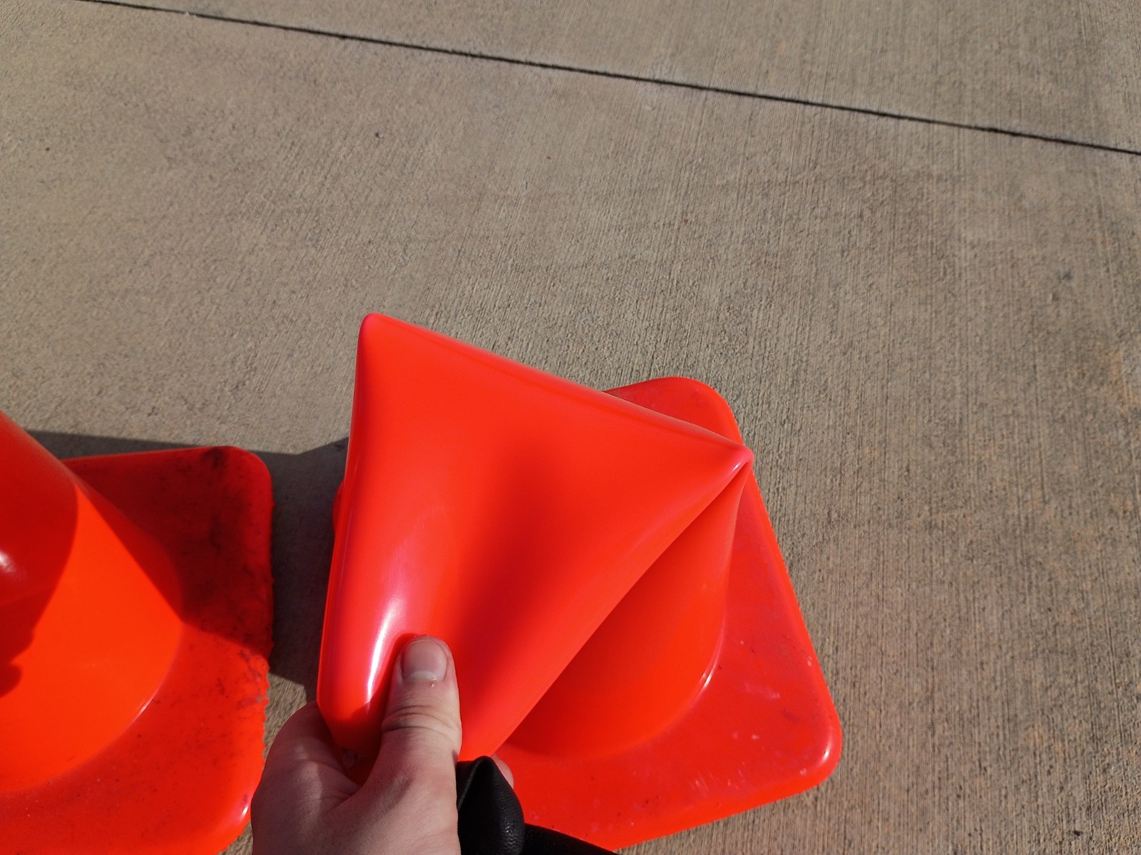 Set of 2 Orange Safety Traffic Cones Flexible PVC 18″ Road Parking Training