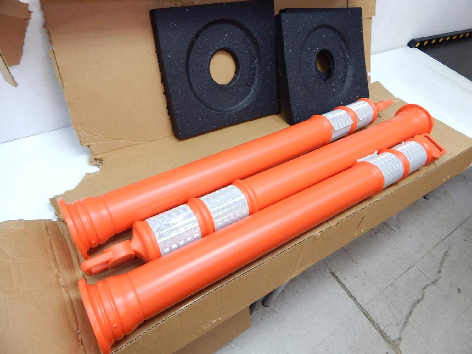 45 Inch Cortina EZ Grab Delineator Post 3 Pack Orange Base